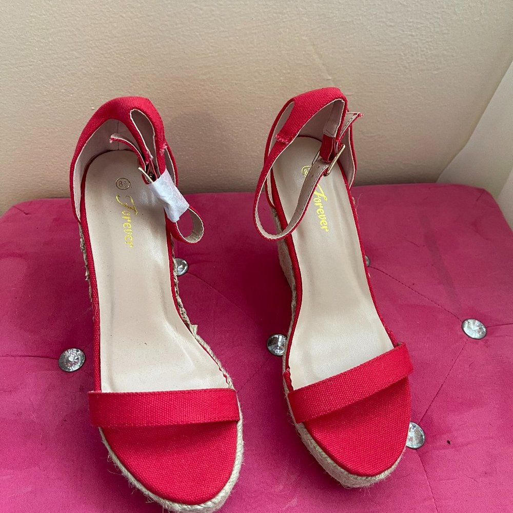 BRAND NEW Beautiful Wedge Shoes